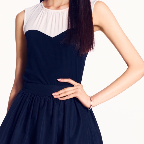 KATE SPADE • Silver Bangle Stacking Bracelet - Picture 7 of 8